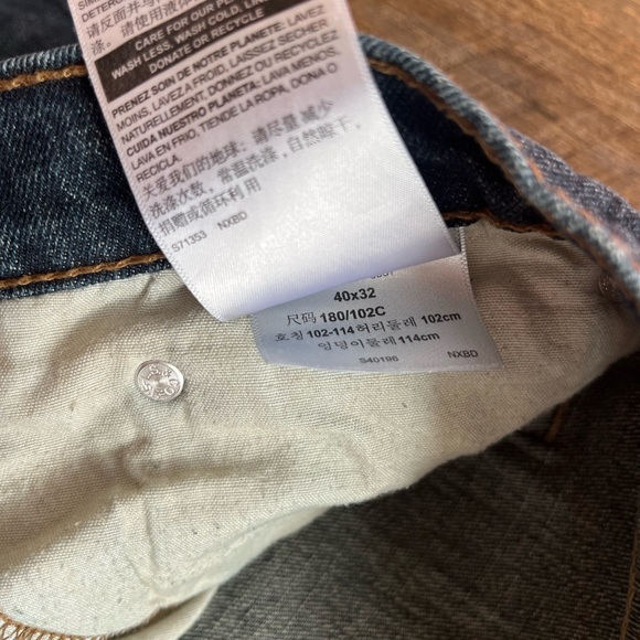 Men’s Regular Signature Hold Levi Jeans 40 X 32 - Picture 4 of 7